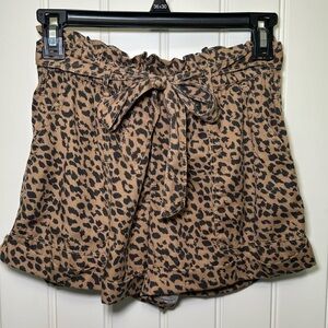 Aerie Women’s leopard print shorts - size S